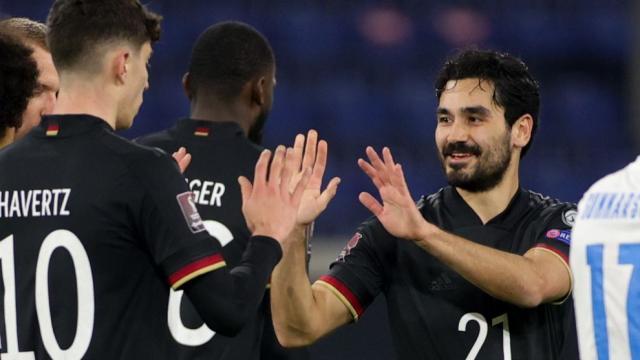 1616720559105093892.jpg 16167077025637.jpg